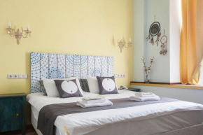Roomp Chekhovskaya, Moscow